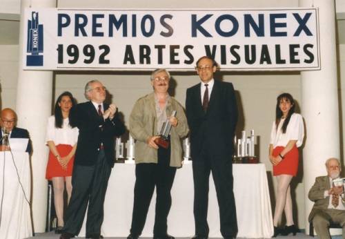 KONEX DE PLATINO - ESCULTURA: QUINQUENIO 1982-1986 - JUAN CARLOS DISTÉFANO 
