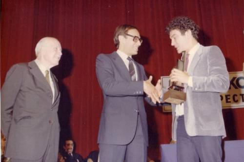 KONEX DE PLATINO - ACTOR DRAMÁTICO CINE Y TEATRO - ALFREDO ALCÓN 