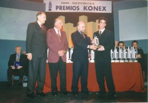 KONEX DE PLATINO - AUTOMOVILISMO - JUAN MARÍA TRAVERSO 