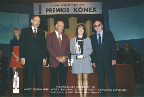 KONEX DE PLATINO - PATÍN CARRERA Y HOCKEY SOBRE RUEDAS - NORA VEGA 