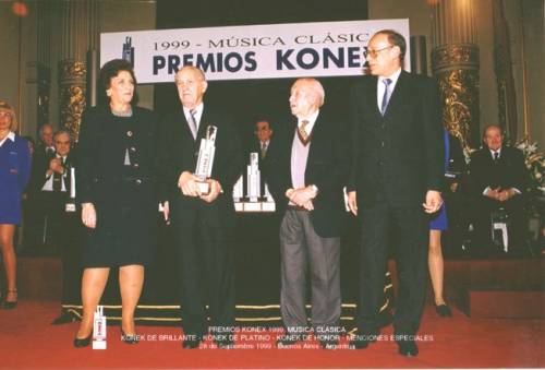 KONEX DE PLATINO - COMPOSITOR - WASHINGTON CASTRO 