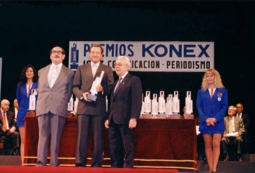 KONEX DE PLATINO - TELEVISIVA - MARIANO GRONDONA 