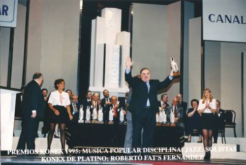 KONEX DE PLATINO - SOLISTA DE JAZZ - ROBERTO 