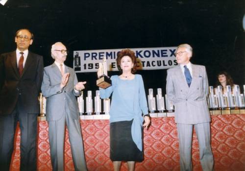 KONEX DE PLATINO - ACTRIZ DRAMÁTICA CINE Y TEATRO - MARÍA ROSA GALLO 