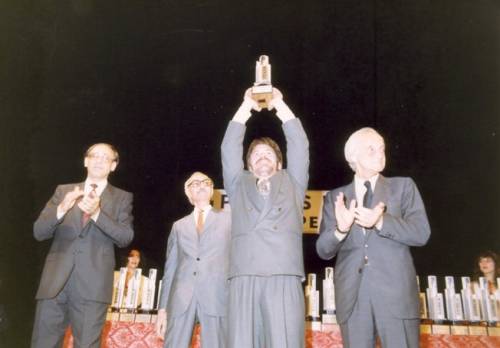 KONEX DE PLATINO - ACTOR DRAMÁTICO CINE Y TEATRO - MIGUEL ÁNGEL SOLÁ 