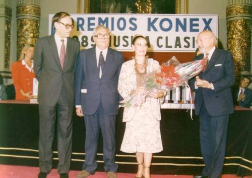 KONEX DE PLATINO - BAILARINA - OLGA FERRI 