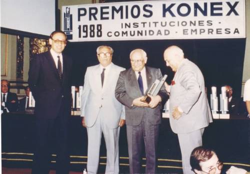 KONEX DE PLATINO - LEGISLADORES - JUAN CARLOS PUGLIESE 