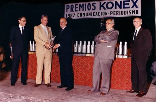 KONEX DE PLATINO - GRÁFICA PERIÓDICA - RAÚL HORACIO BURZACO 