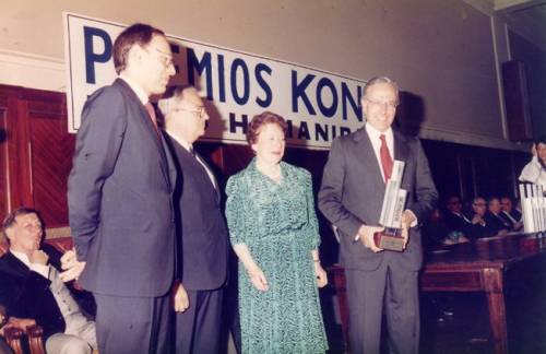 KONEX DE PLATINO - SOCIOLOGÍA - TORCUATO SALVADOR F. N. DI TELLA 