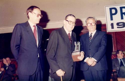 KONEX DE PLATINO - DERECHO COMERCIAL, DE LA NAVEGACIÓN Y LABORAL - CARLOS J. ZAVALA RODRÍGUEZ 