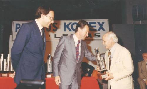 KONEX DE PLATINO - ENSAYO DE ARTE - ROMUALDO BRUGHETTI 