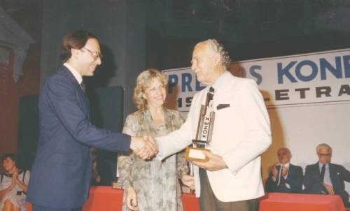 KONEX DE PLATINO - FOLKLORE - FÉLIX COLUCCIO 