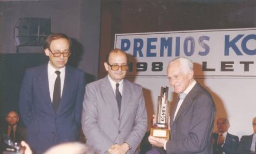 KONEX DE PLATINO - LITERATURA DE HUMOR - FLORENCIO ESCARDÓ 