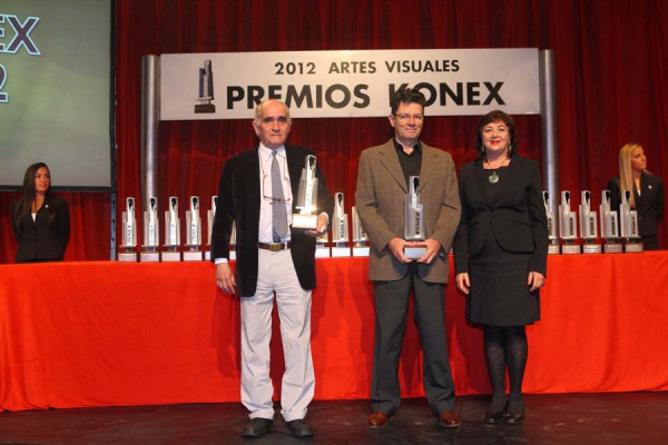 KONEX DE PLATINO - GRABADO - ALFREDO BENAVIDEZ BEDOYA y EDUARDO IGLESIAS BRICKLES