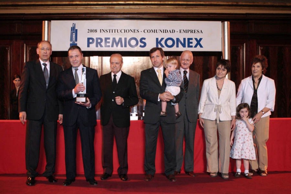 KONEX DE HONOR - ROGELIO FRIGERIO