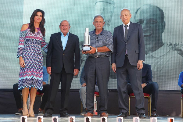 PREMIO KONEX DE HONOR - ROBERTO DE VICENZO