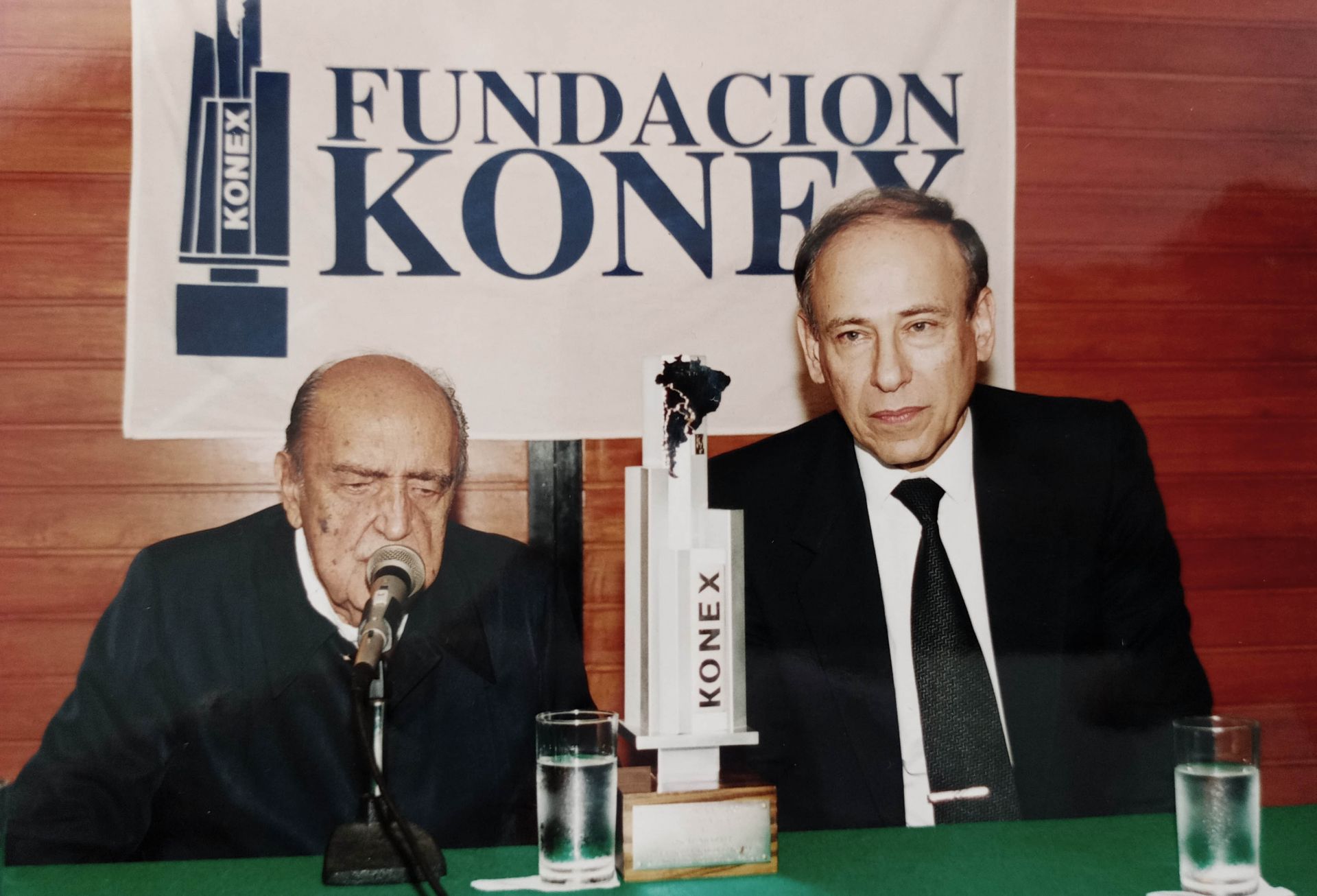 premios konex