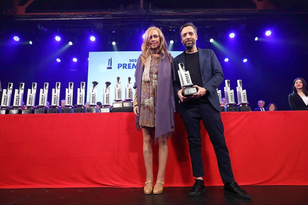 KONEX DE PLATINO - DISEÑO INDUSTRIAL - HERNÁN FRETTO