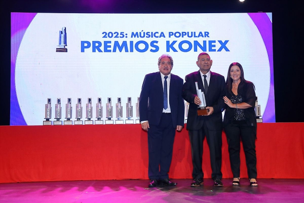 KONEX DE PLATINO - CONJUNTO DE FOLKLORE - LOS MANSEROS SANTIAGUEÑOS