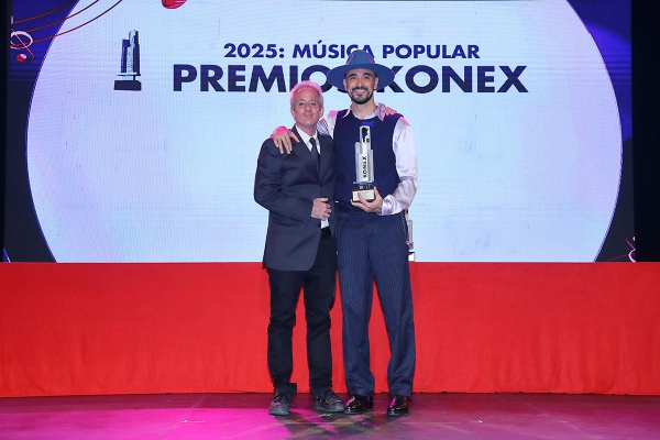 KONEX DE PLATINO - MELÓDICO / ROMÁNTICO - ABEL PINTOS