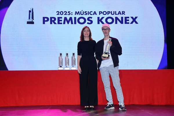 KONEX DE PLATINO - AUTOR / COMPOSITOR - FITO PÁEZ