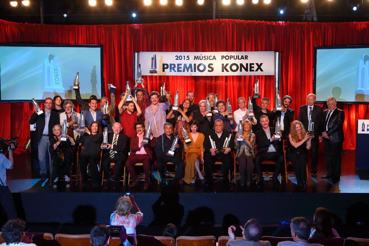 Fotos y videos de los Premios Konex 2015: Música Popular 